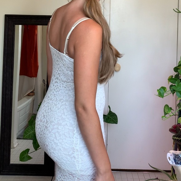 White Lace with under slip Zara Mini Dress - Picture 3 of 5